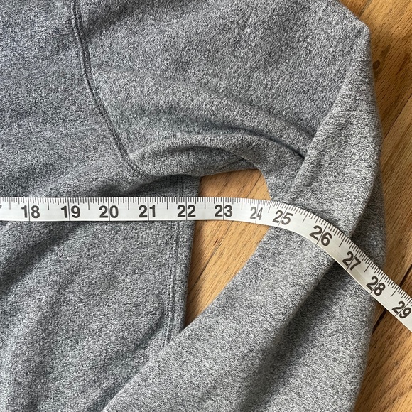 J.Crew Factory Men’s L Grey Crewneck Sweatshirt - Picture 4 of 5